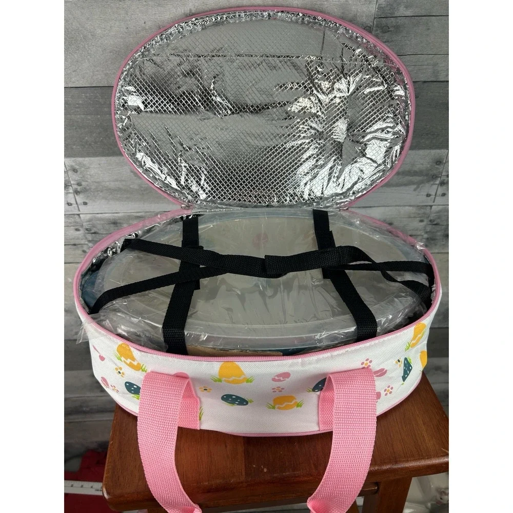 Temp-Tations Old World Edd Hunt 3QT Carole Dish W/ Stand Lid And Carrying Case